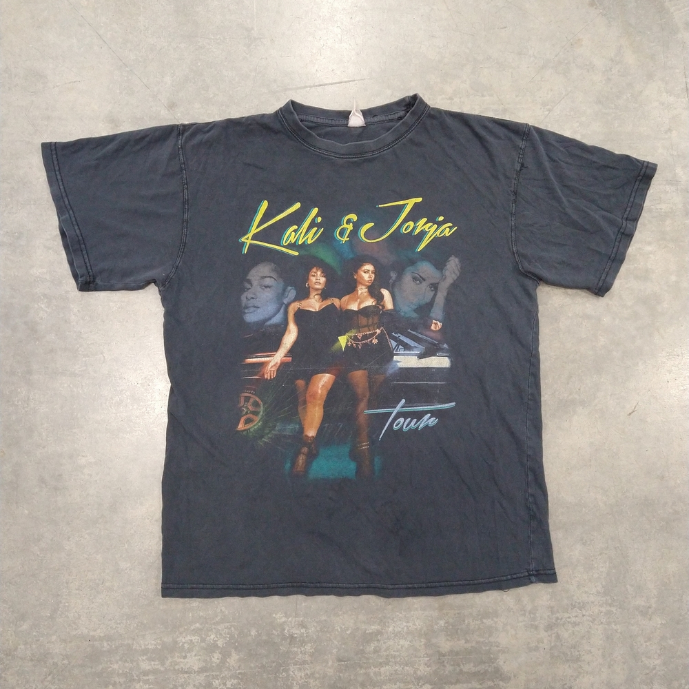 Kali & Jorja Black Graphic Y2K T-Shirt L Measurements
